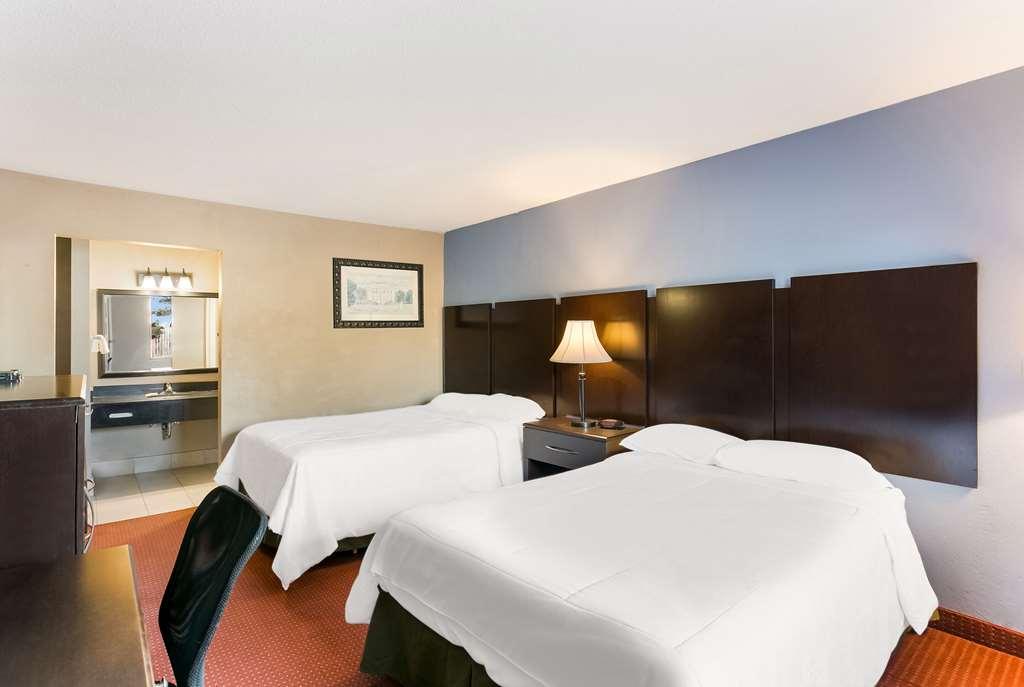 Rodeway Inn Rohrerstown Room photo